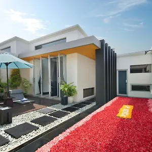 the-seiryu-boutique-bali-villas-seminyak.hotelsseminyak.net/