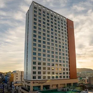 https://radiant-nampo.hotelsinbusan.com